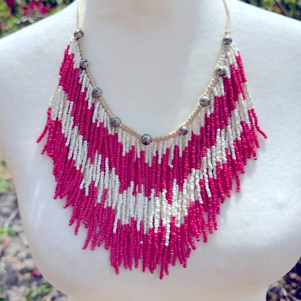 VTG BOHO Festival Handmade-Pink and white seed bead Boho bib necklace
